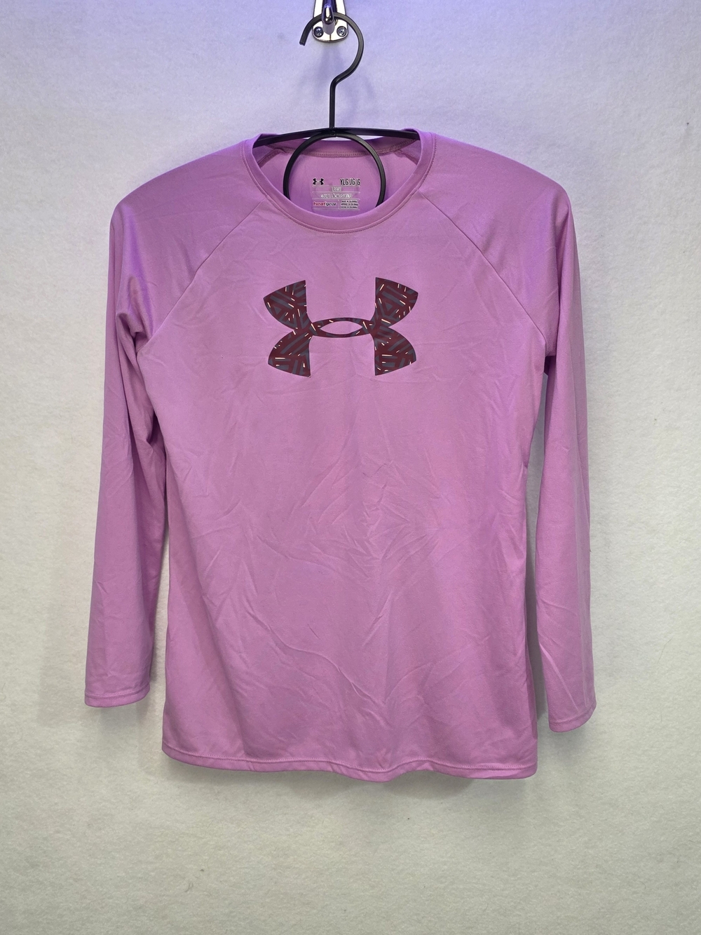 Under Armour Big Logo Tech Graphic Girls Size Large Long Sleeve Performance Tee